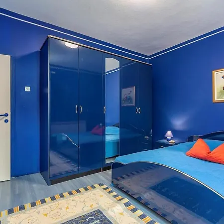 Апартаменти With Parking Space Banjole, - 14391