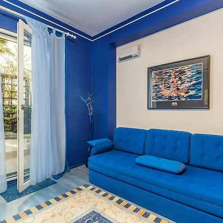 Апартаменти With Parking Space Banjole, - 14391 Пула