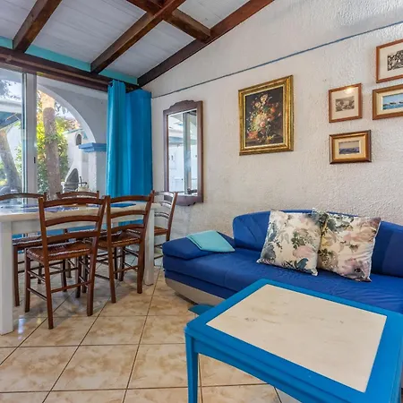 With Parking Space Banjole, - 14391 Apartman *