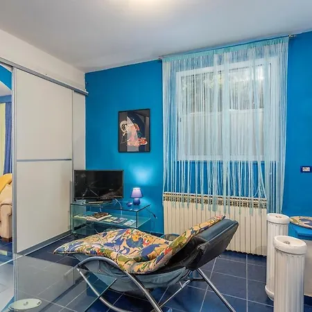 Apartament With Parking Space Banjole, - 14391 *