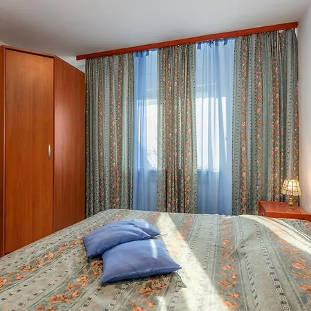 With Parking Space Banjole, - 14391 Apartament *