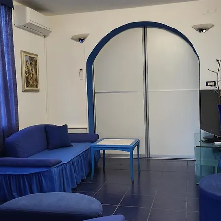 Apartment With Parking Space Banjole, - 14391 Pula