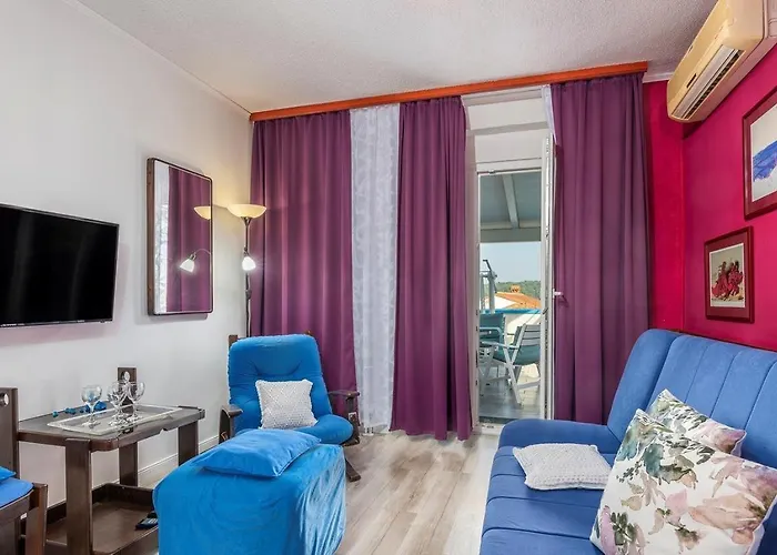 Appartement With Parking Space Banjole, - 14391 *