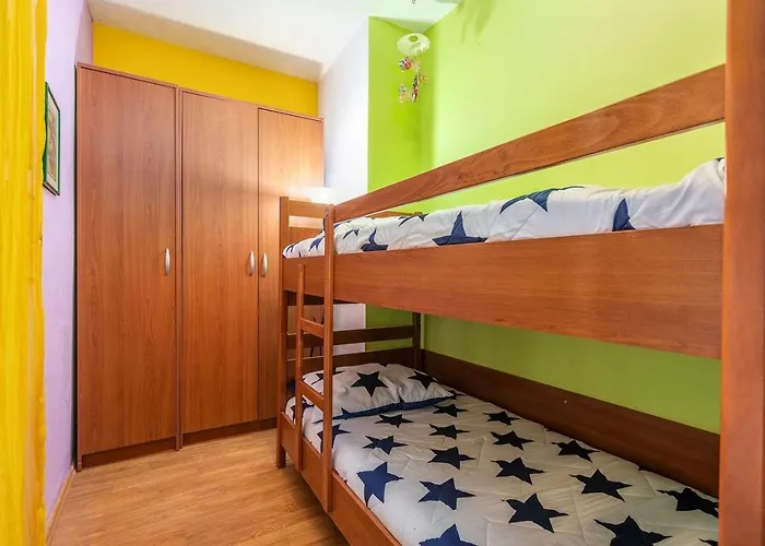 Appartement With Parking Space Banjole, - 14391 *