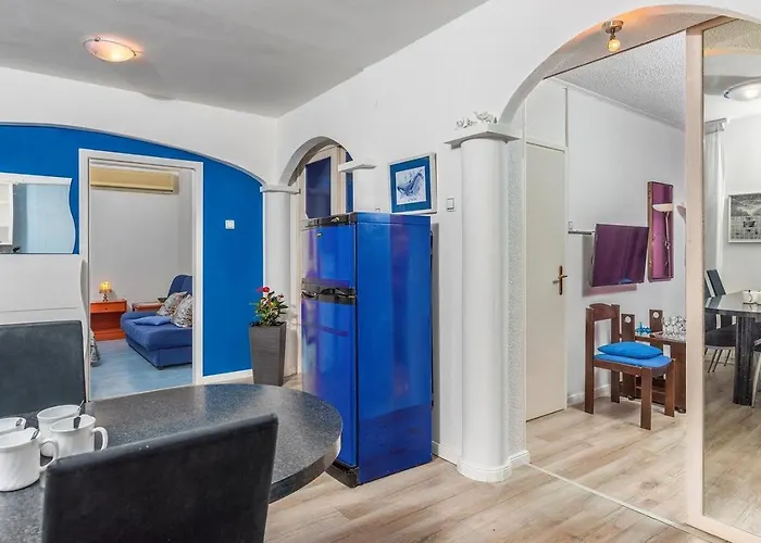 With Parking Space Banjole, - 14391 *