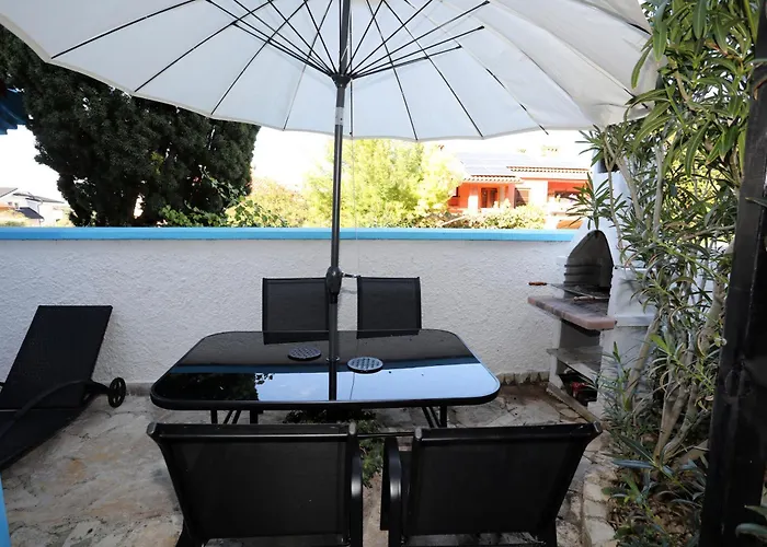 Appartement With Parking Space Banjole, - 14391